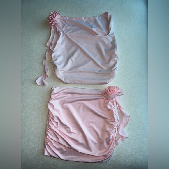 Light pink cropped tank & mini skirt set flower ruffle - Picture 3 of 4